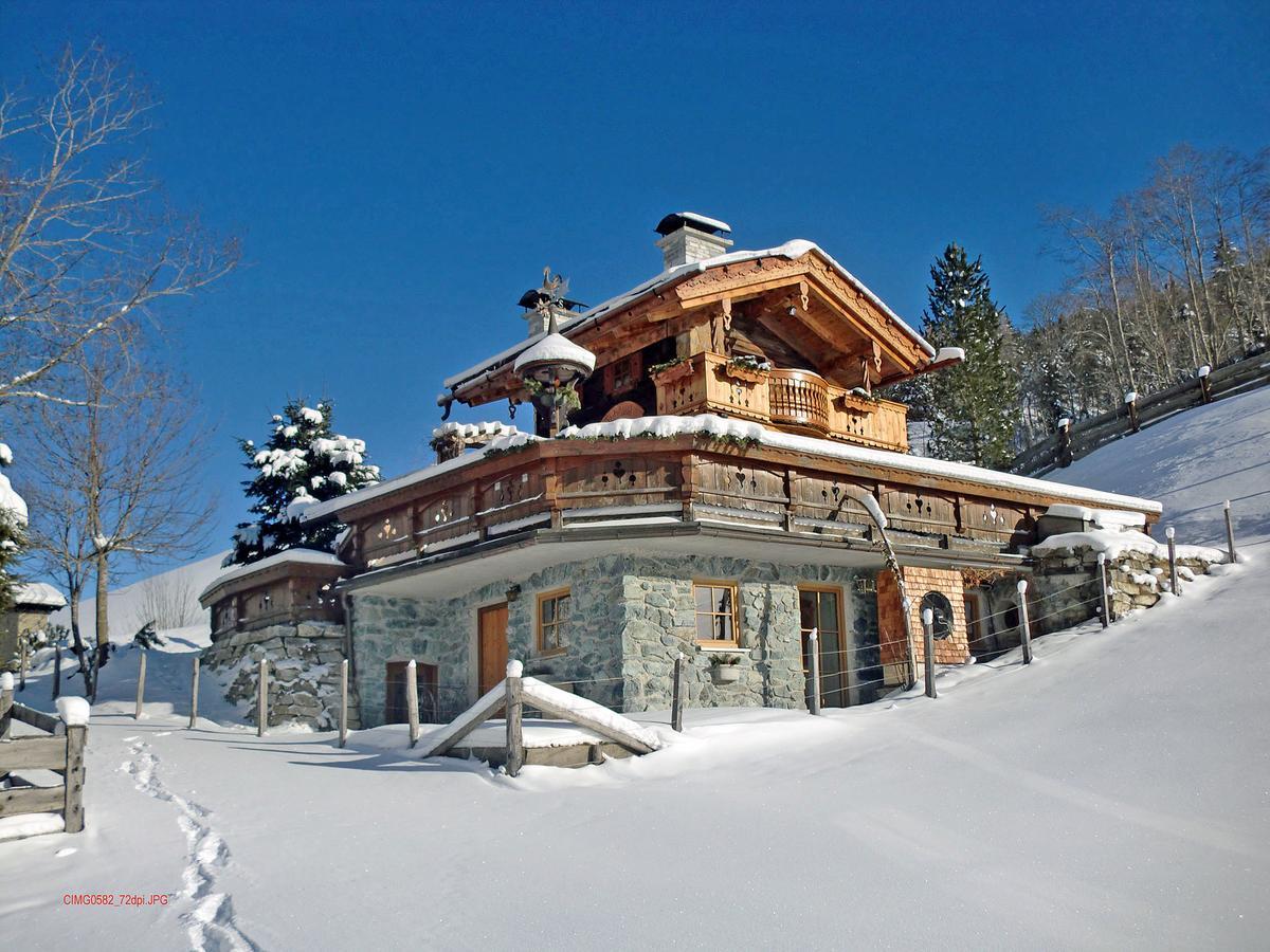 Almliesl Raur-521 Villa เราริส ภายนอก รูปภาพ